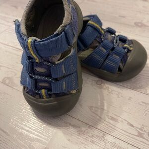 Keen Kids Blue and Gray Strap Sandals
